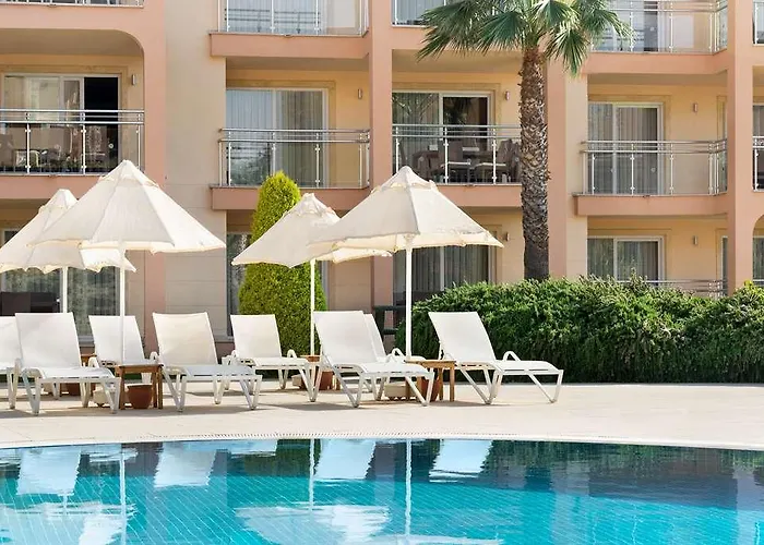 Wy Residences Kusadasi Hotel