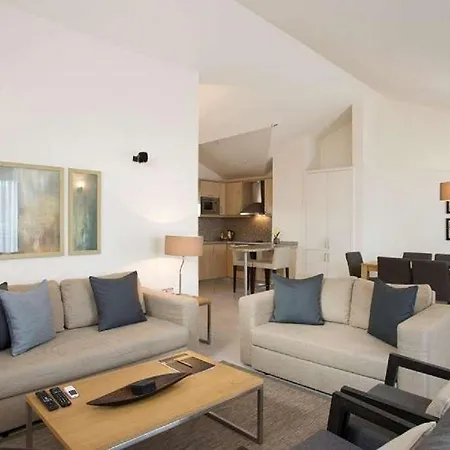 Wy Residences Kusadasi Отель *