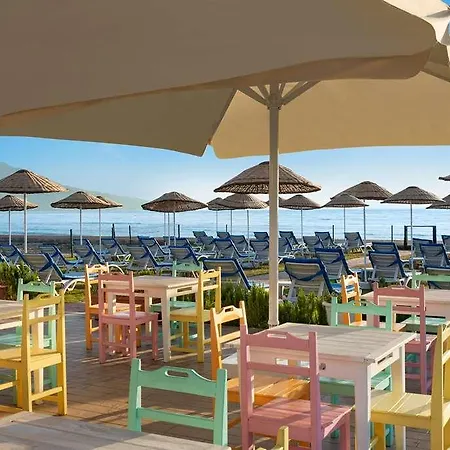 Wy Residences Kusadasi Отель